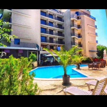 Premium Studio In Sapphire *