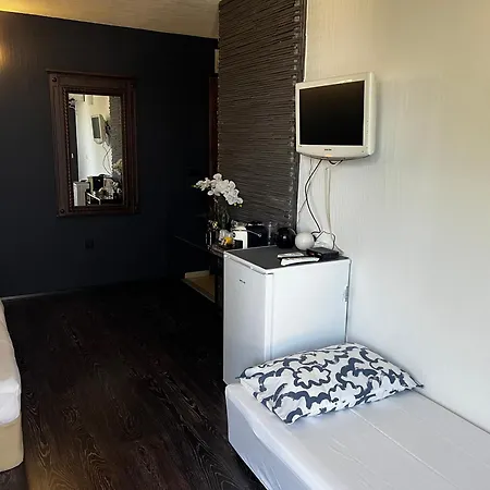 Premium Studio In Sapphire Apartment *