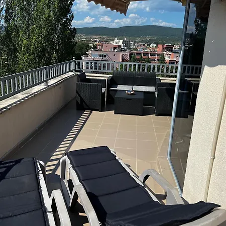 Premium Studio In Sapphire Apartment
